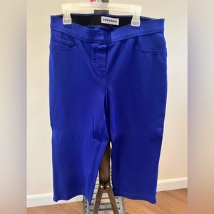 Lot of capri pants, both business casual and athletic